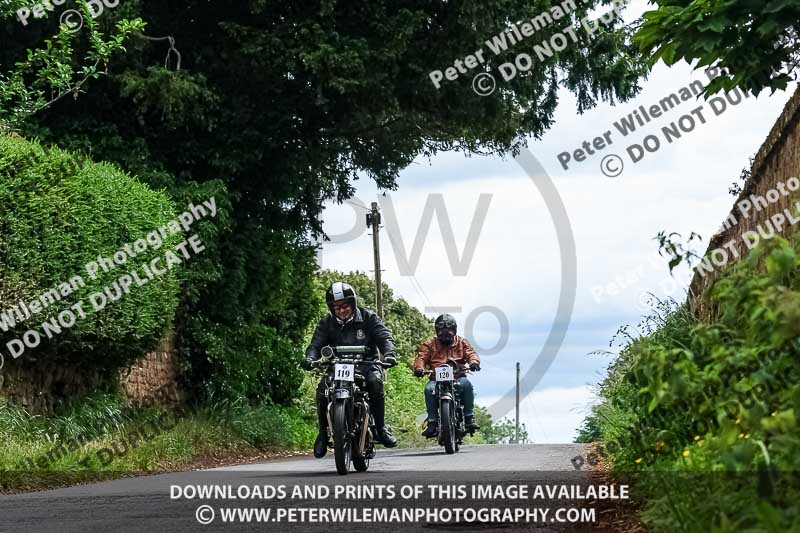Vintage motorcycle club;eventdigitalimages;no limits trackdays;peter wileman photography;vintage motocycles;vmcc banbury run photographs
